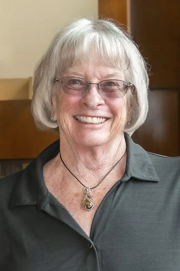 Photo of Janet Zeschin